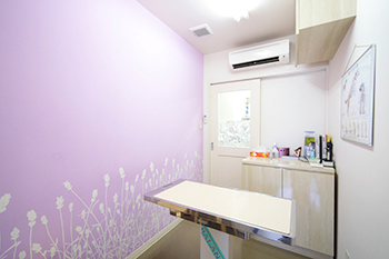 第1診察室(lavender room)